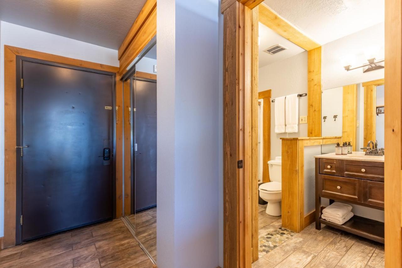 Hotel Style Room In The Timber Creek Lodge Condo Truckee Zewnętrze zdjęcie